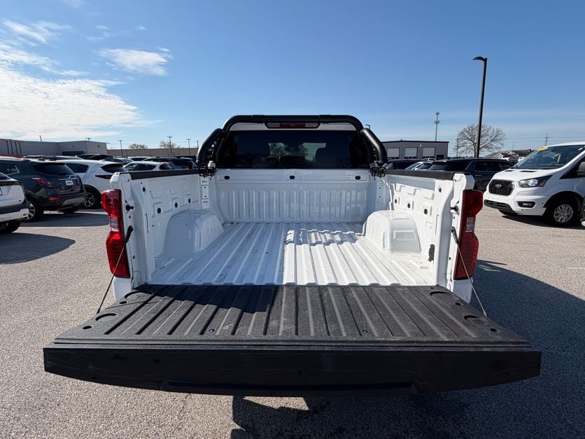 2025 Chevrolet Silverado LT