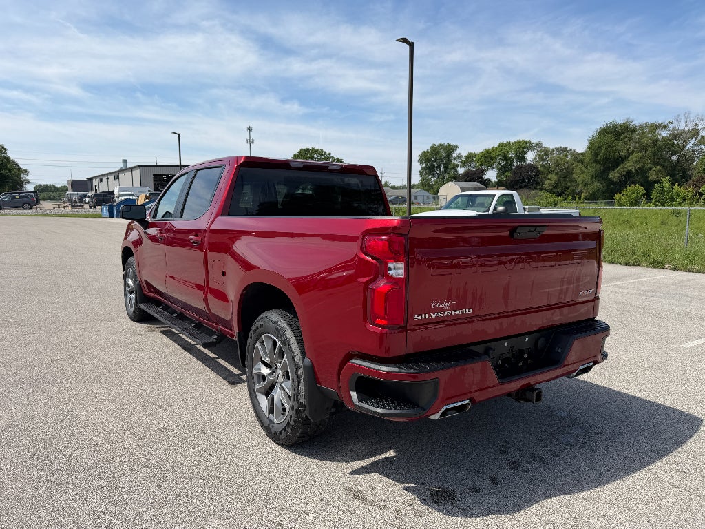 2021 Chevrolet Silverado RST