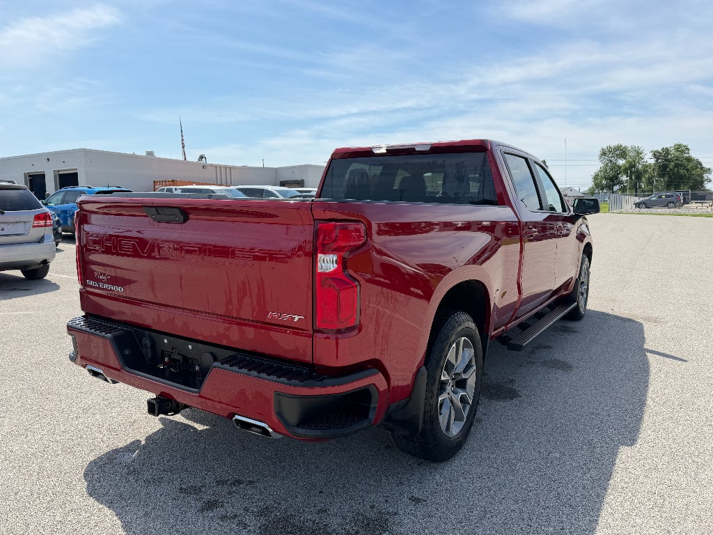 2021 Chevrolet Silverado RST