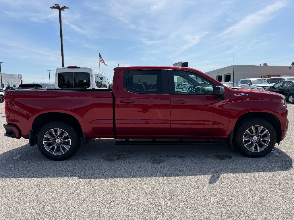 2021 Chevrolet Silverado RST