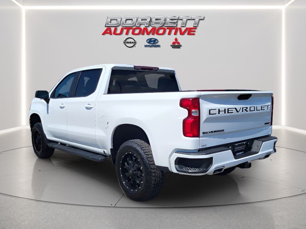 2022 Chevrolet Silverado RST