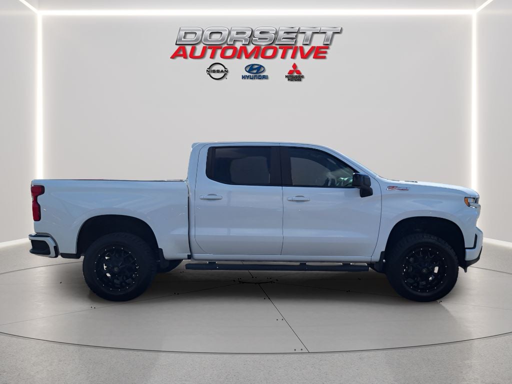 2022 Chevrolet Silverado RST
