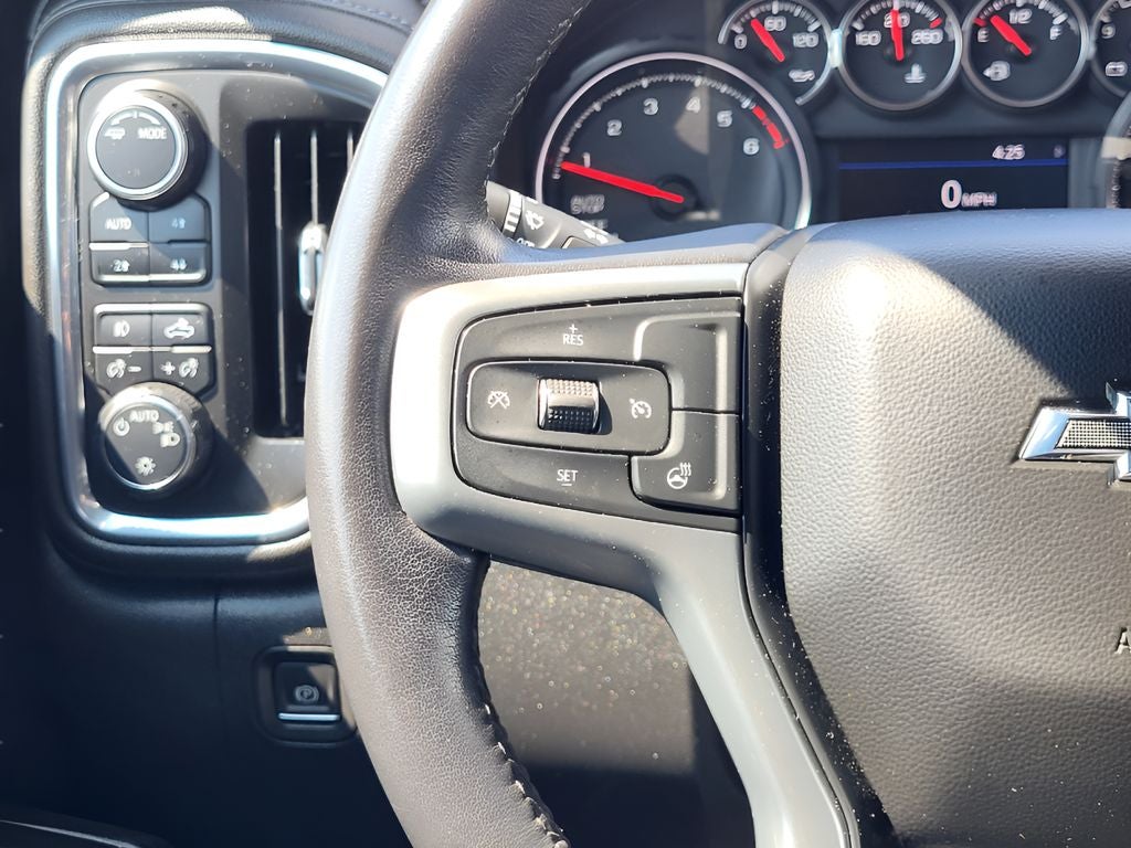 2022 Chevrolet Silverado RST