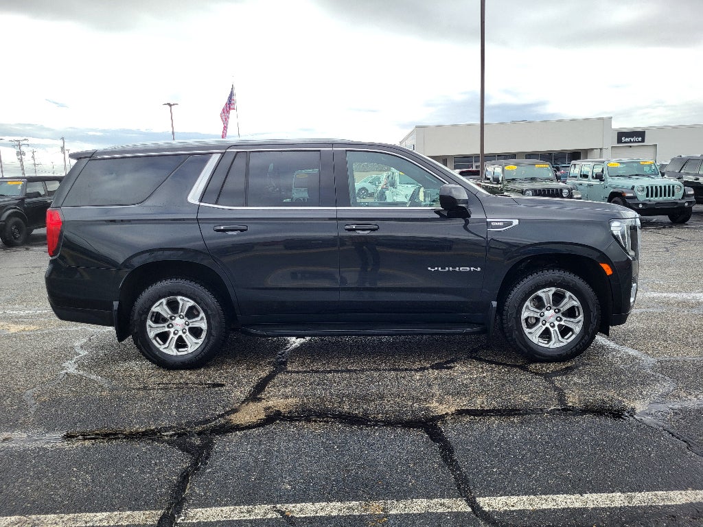 2023 GMC Yukon SLE