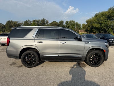 2022 GMC Yukon SLT
