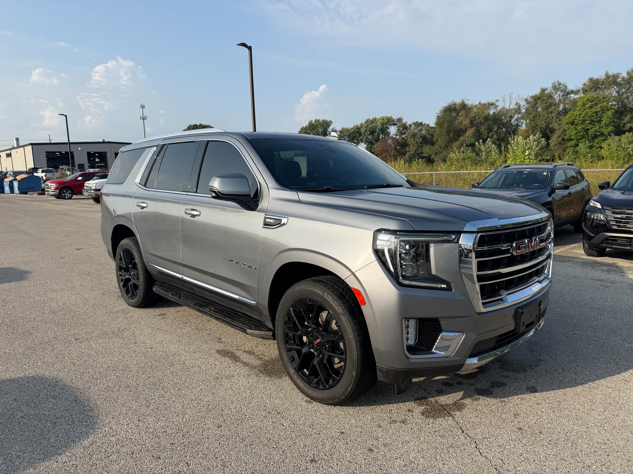 2022 GMC Yukon SLT