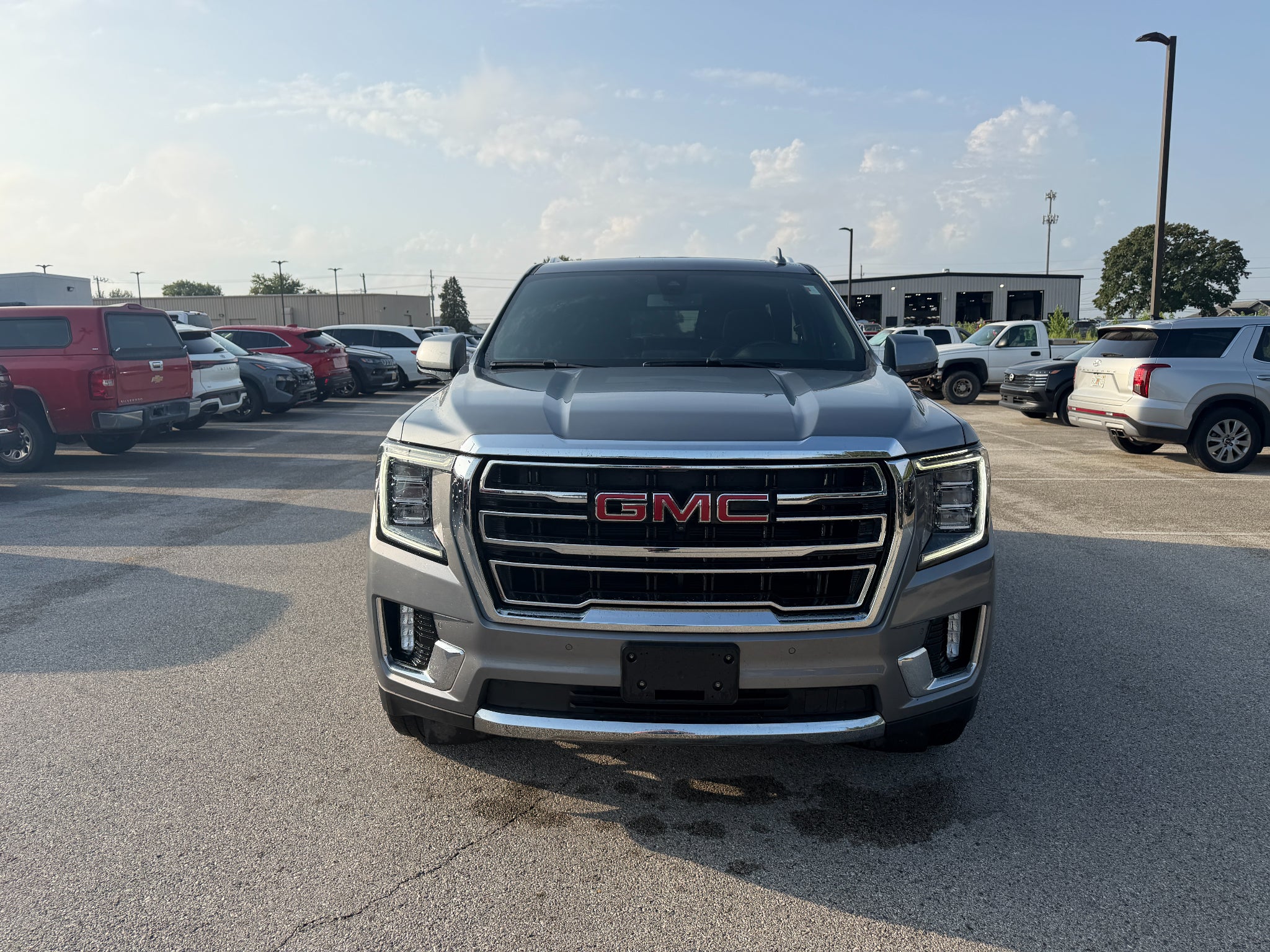 2022 GMC Yukon SLT