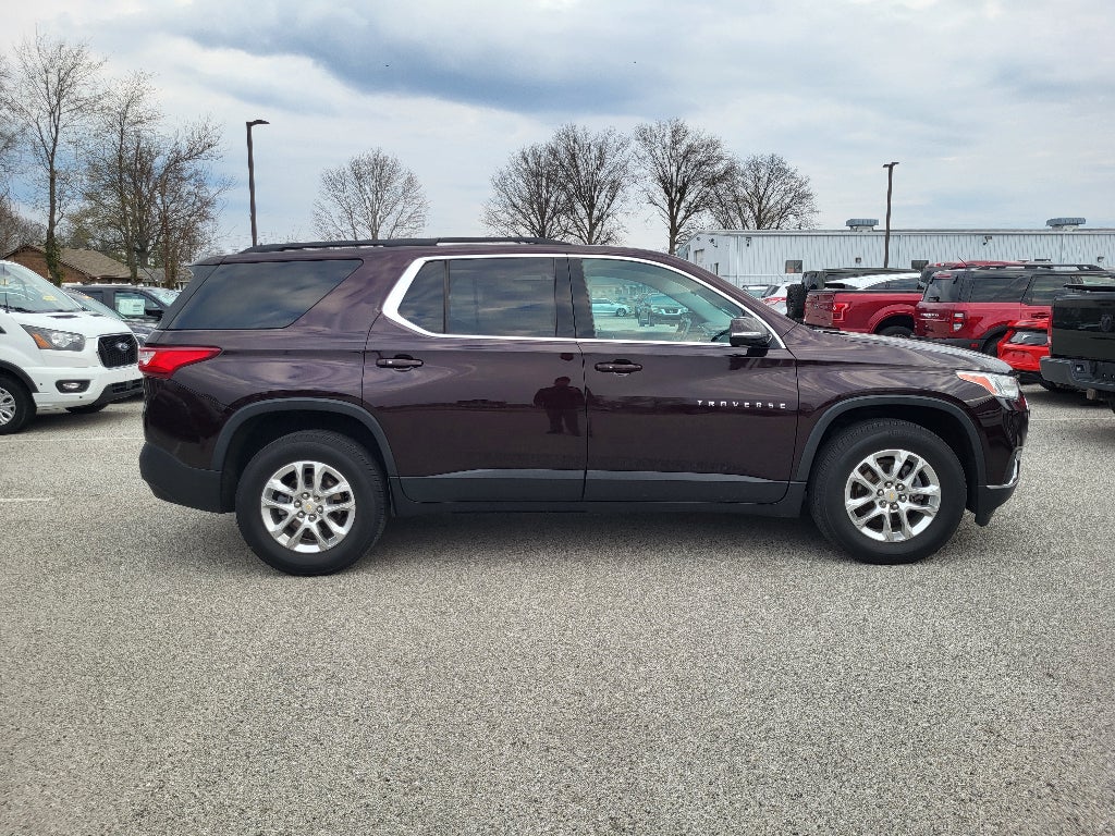 2020 Chevrolet Traverse LT Cloth