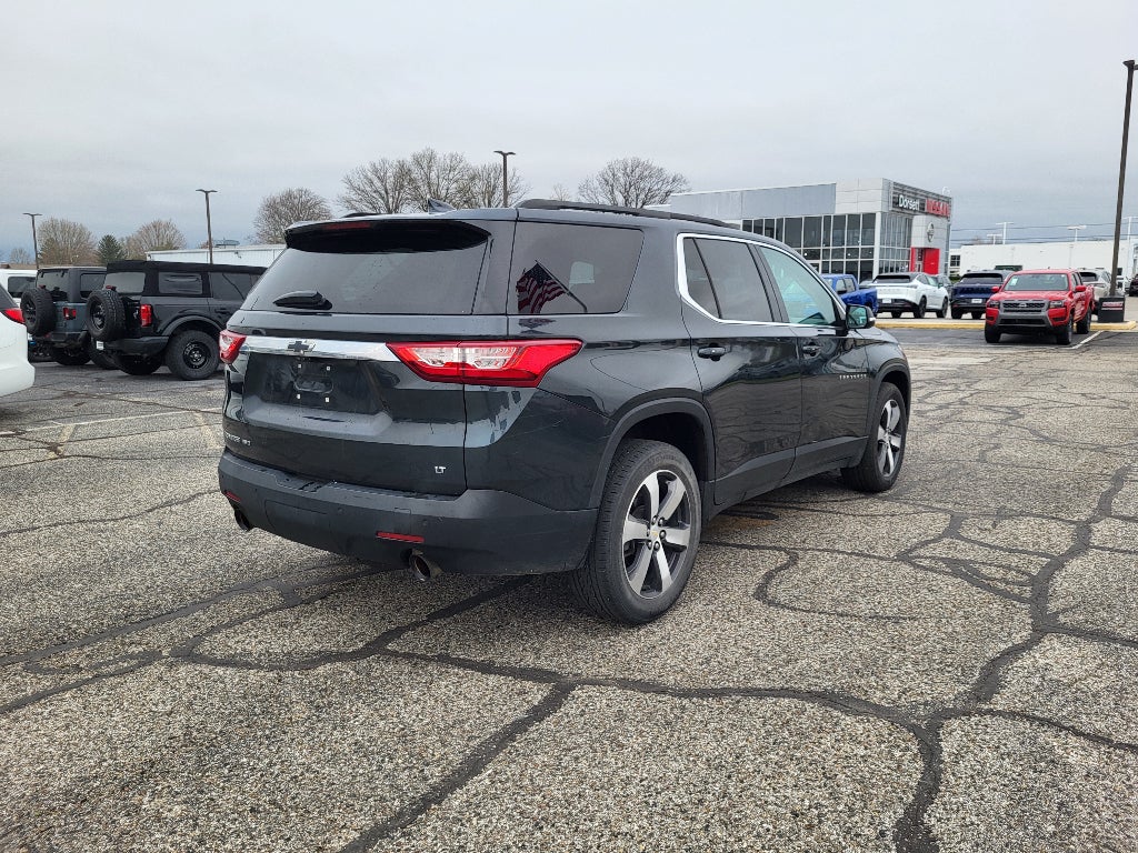 2021 Chevrolet Traverse LT Leather