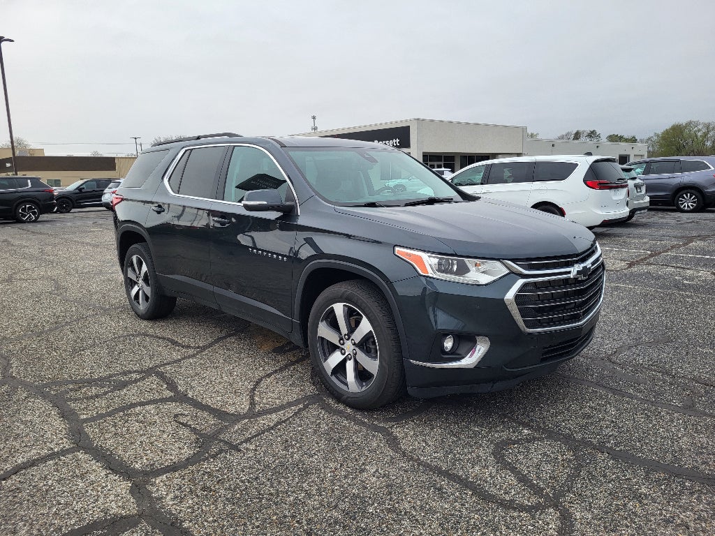 2021 Chevrolet Traverse LT Leather