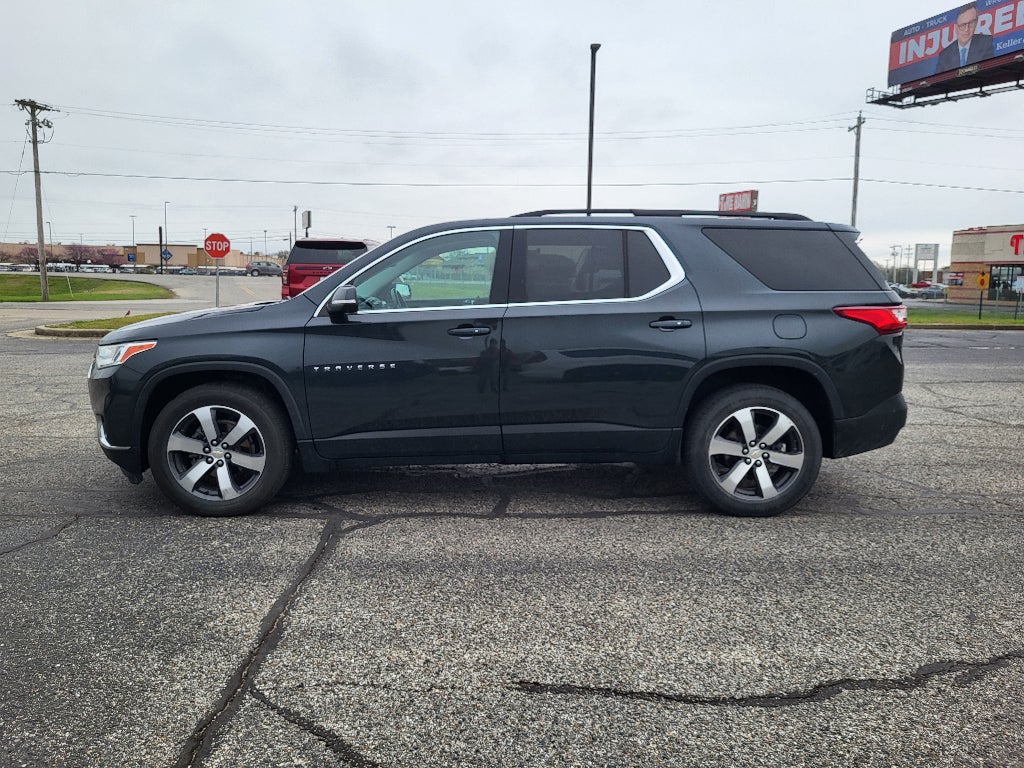 2021 Chevrolet Traverse LT Leather