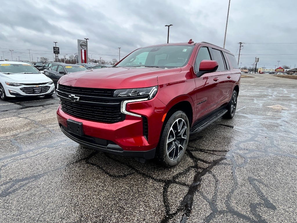 2023 Chevrolet Suburban RST