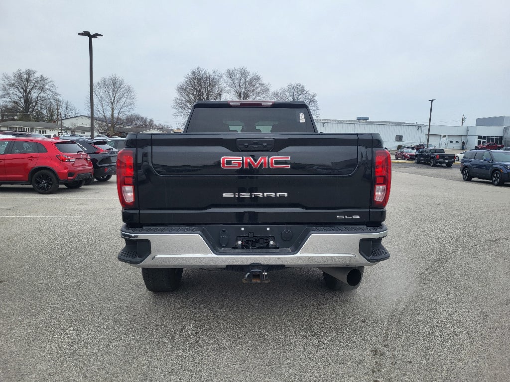2024 GMC Sierra SLE