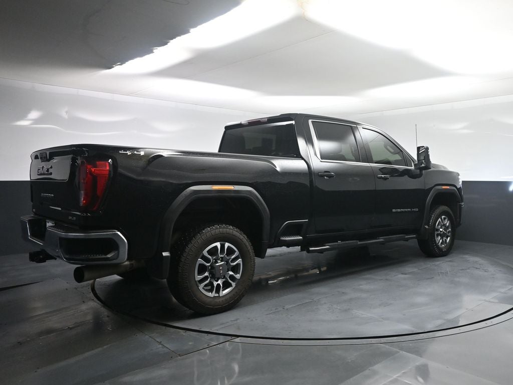 2024 GMC Sierra SLE