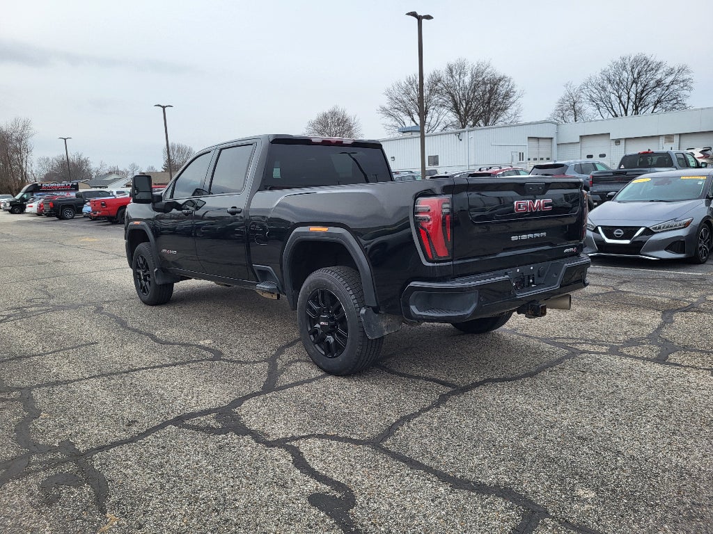 2024 GMC Sierra AT4