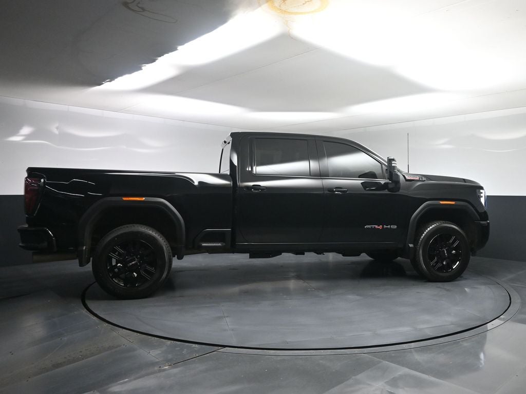 2024 GMC Sierra AT4