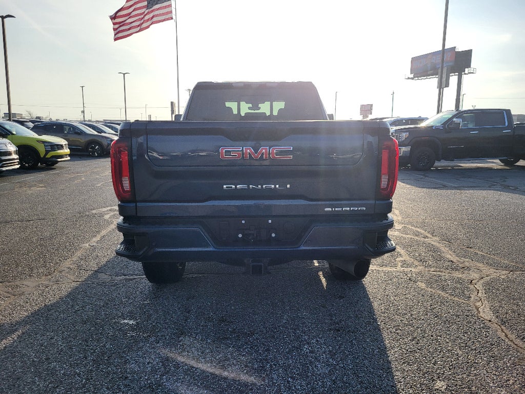 2023 GMC Sierra Denali