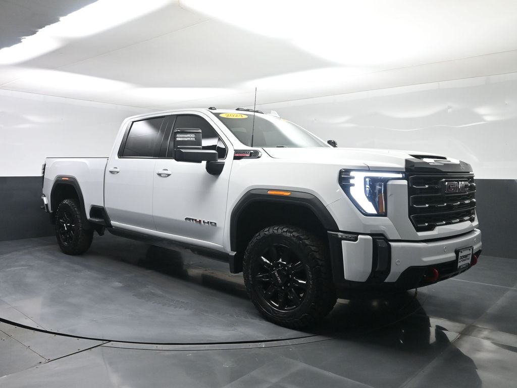 2024 GMC Sierra AT4