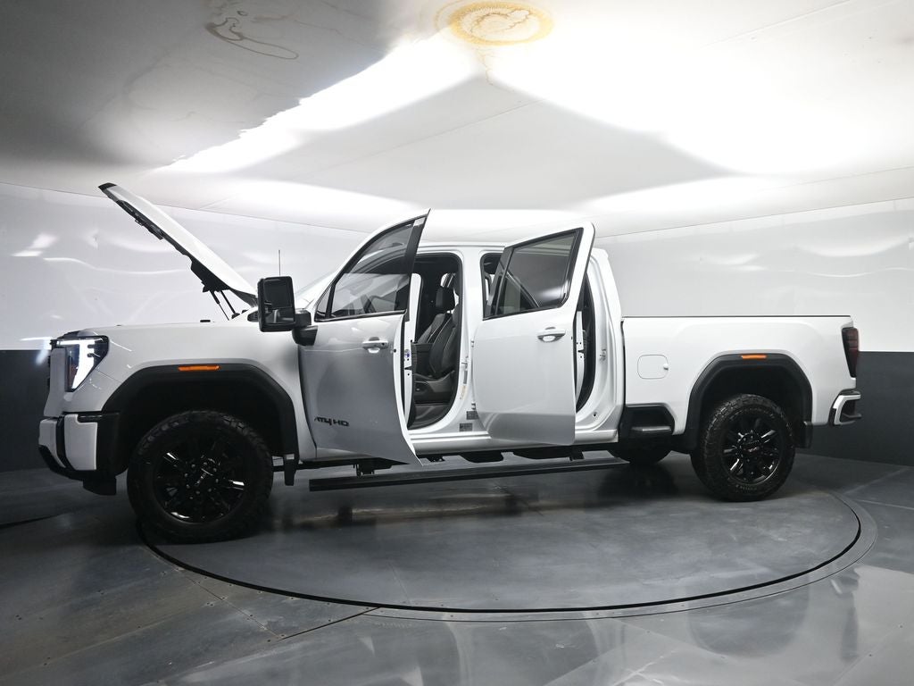 2024 GMC Sierra AT4