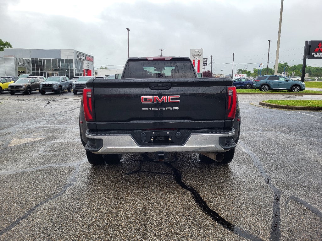 2025 GMC Sierra Pro