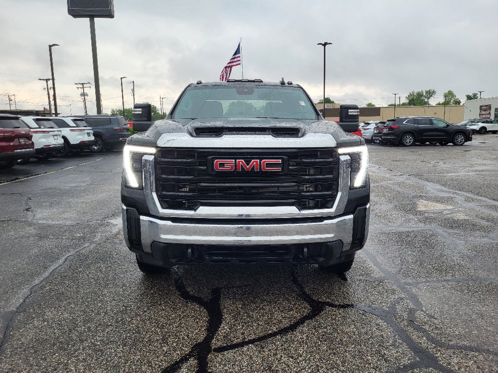 2025 GMC Sierra Pro