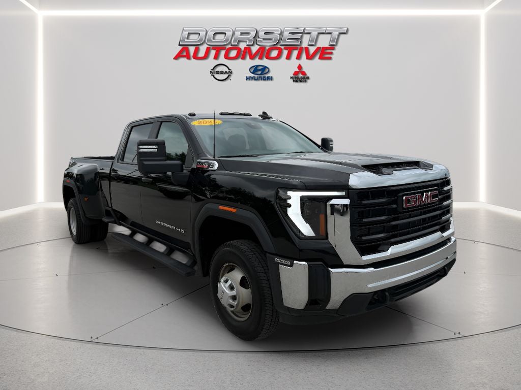 2025 GMC Sierra Pro
