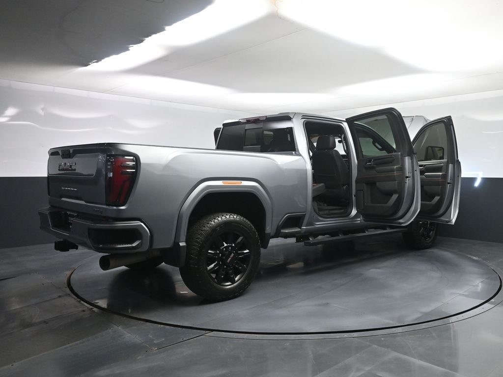 2025 GMC Sierra AT4