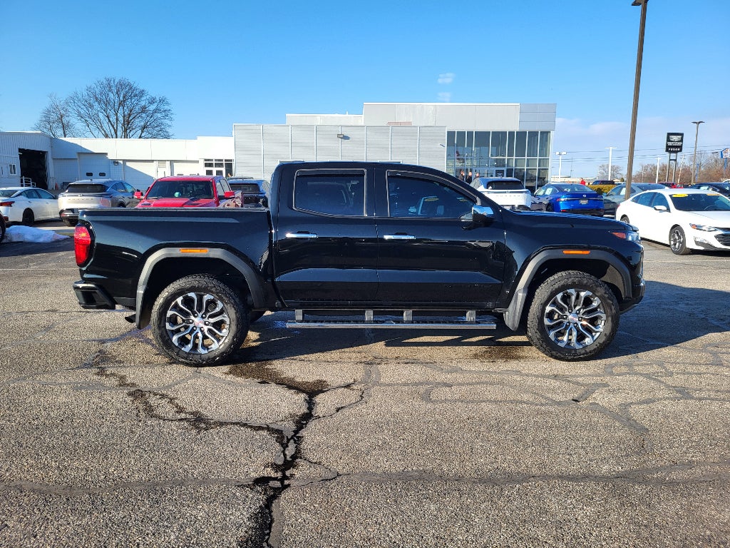 2023 GMC Canyon Denali