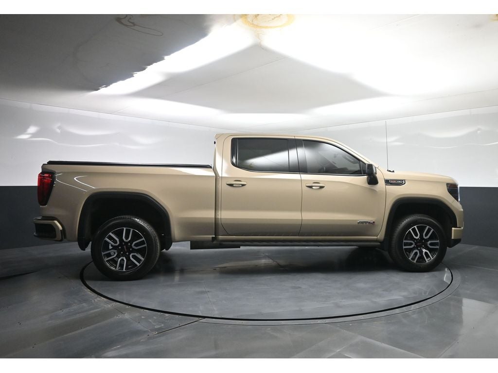 2022 GMC Sierra AT4