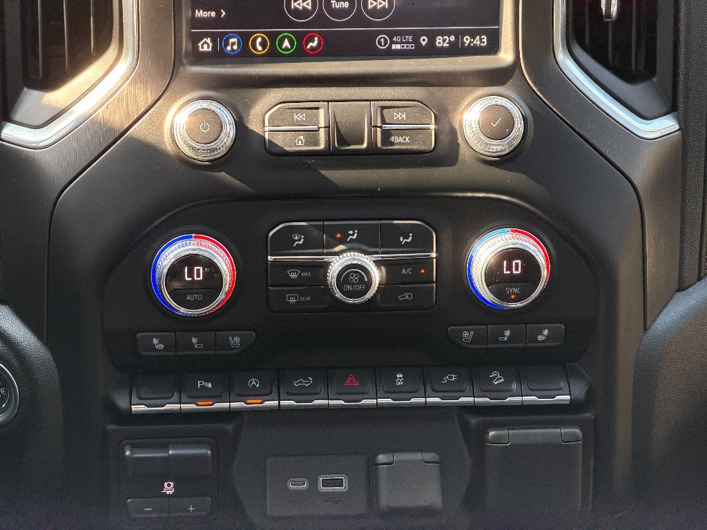 2021 GMC Sierra AT4