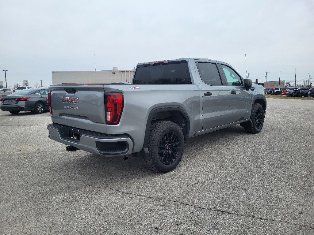 2023 GMC Sierra Pro