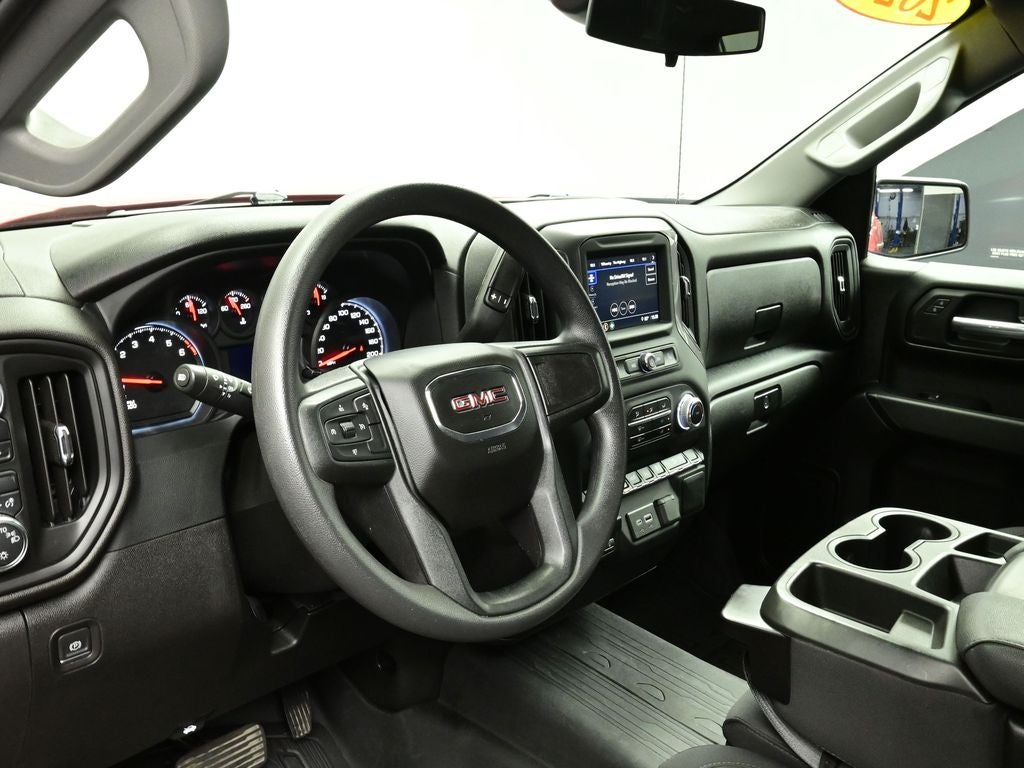2023 GMC Sierra Pro