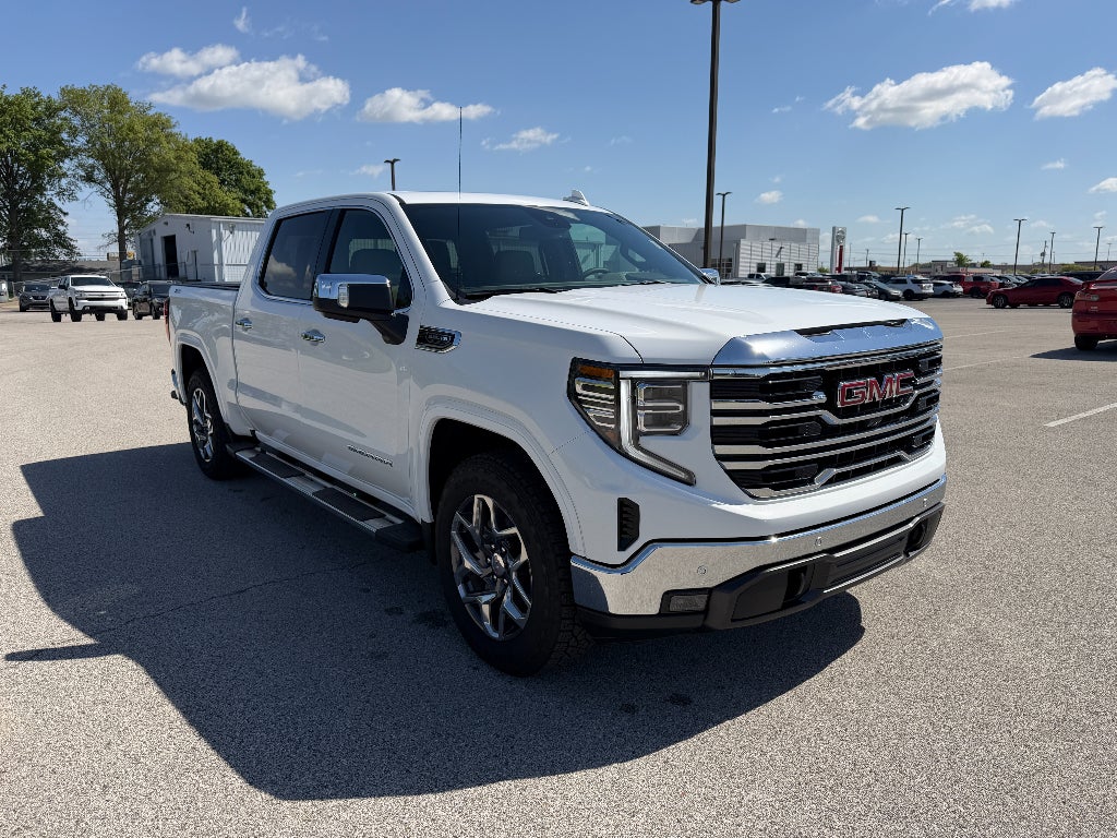 2025 GMC Sierra SLT