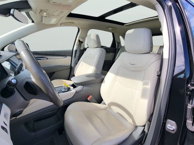 2022 Cadillac XT5 AWD Premium Luxury
