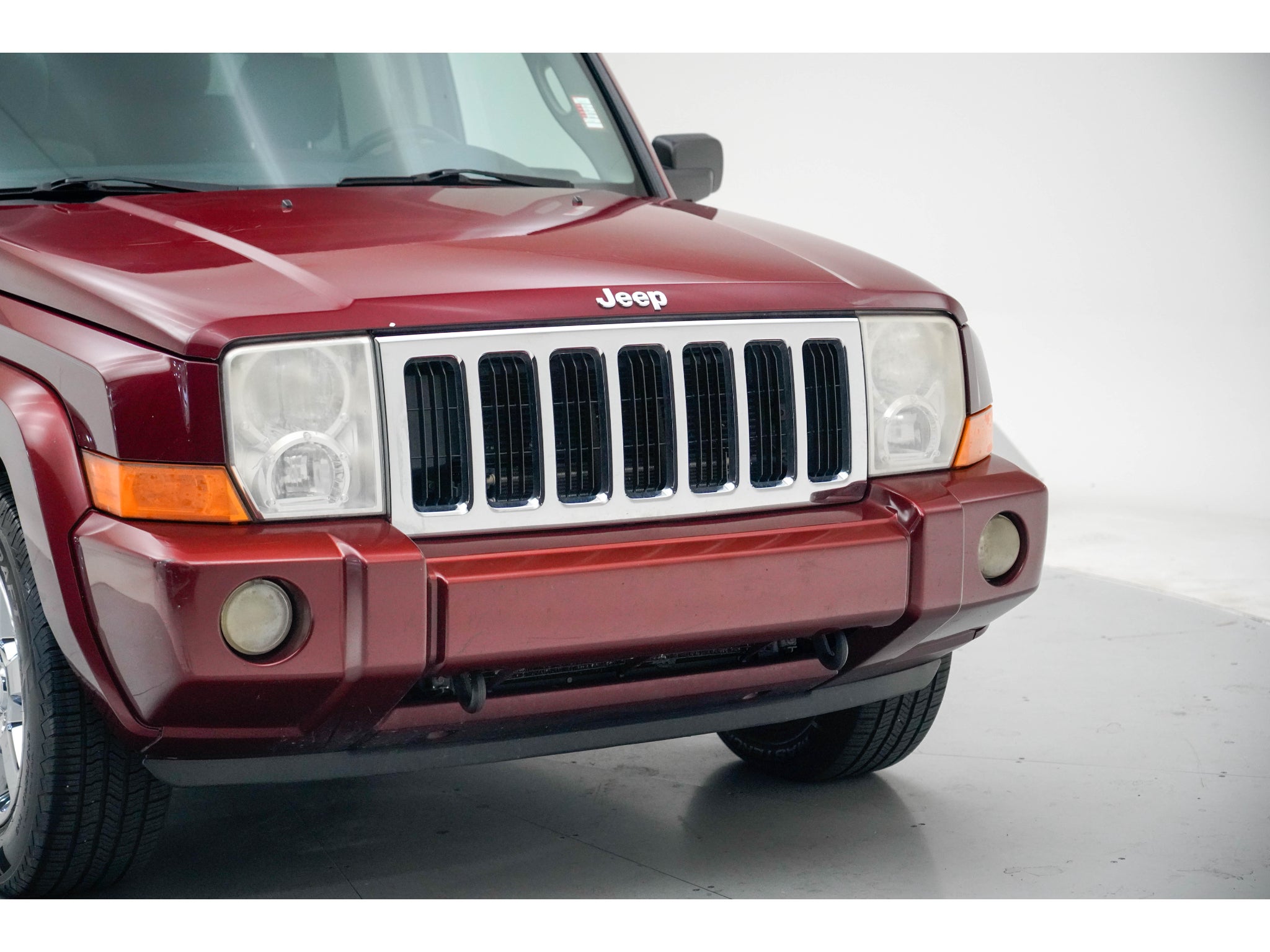 2007 Jeep Commander Sport