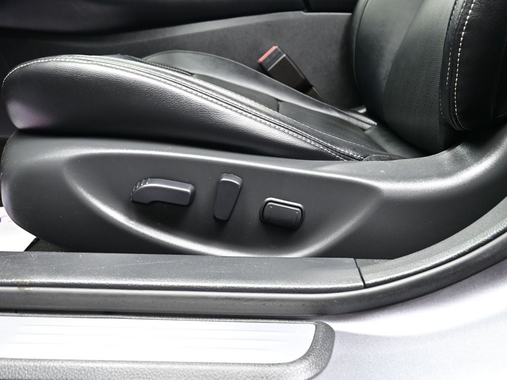 2023 Nissan Maxima SV