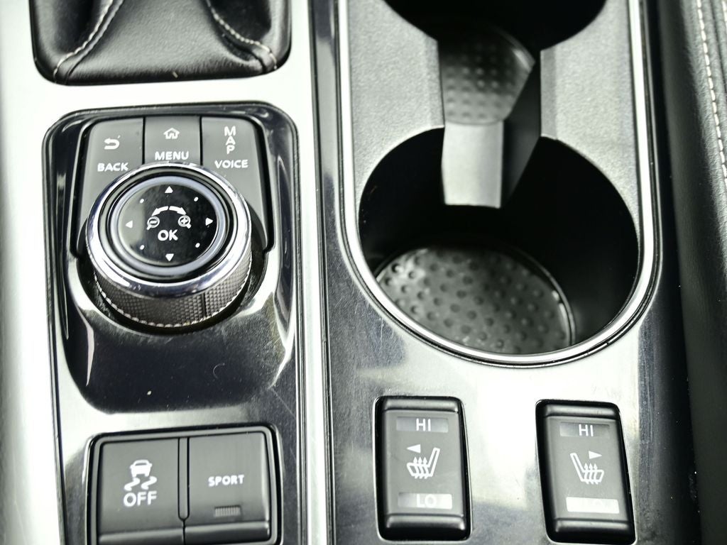 2023 Nissan Maxima SV