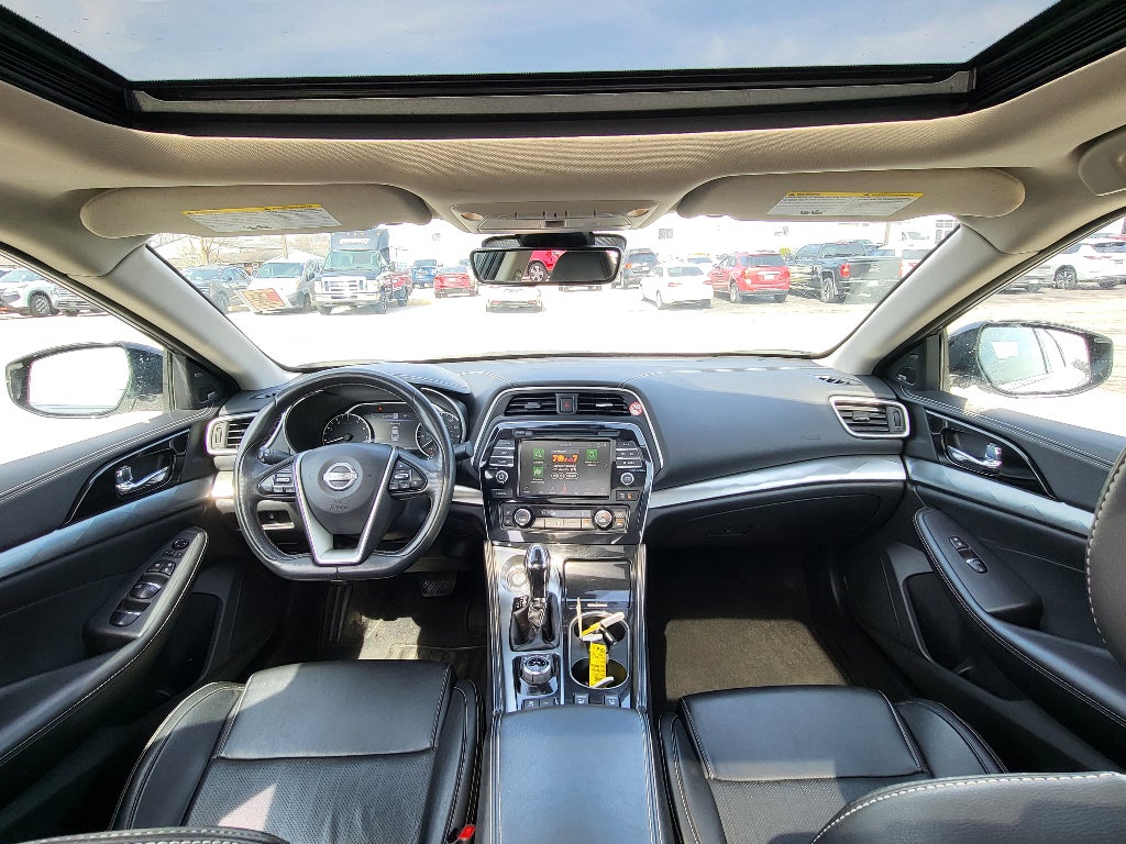 2023 Nissan Maxima SL