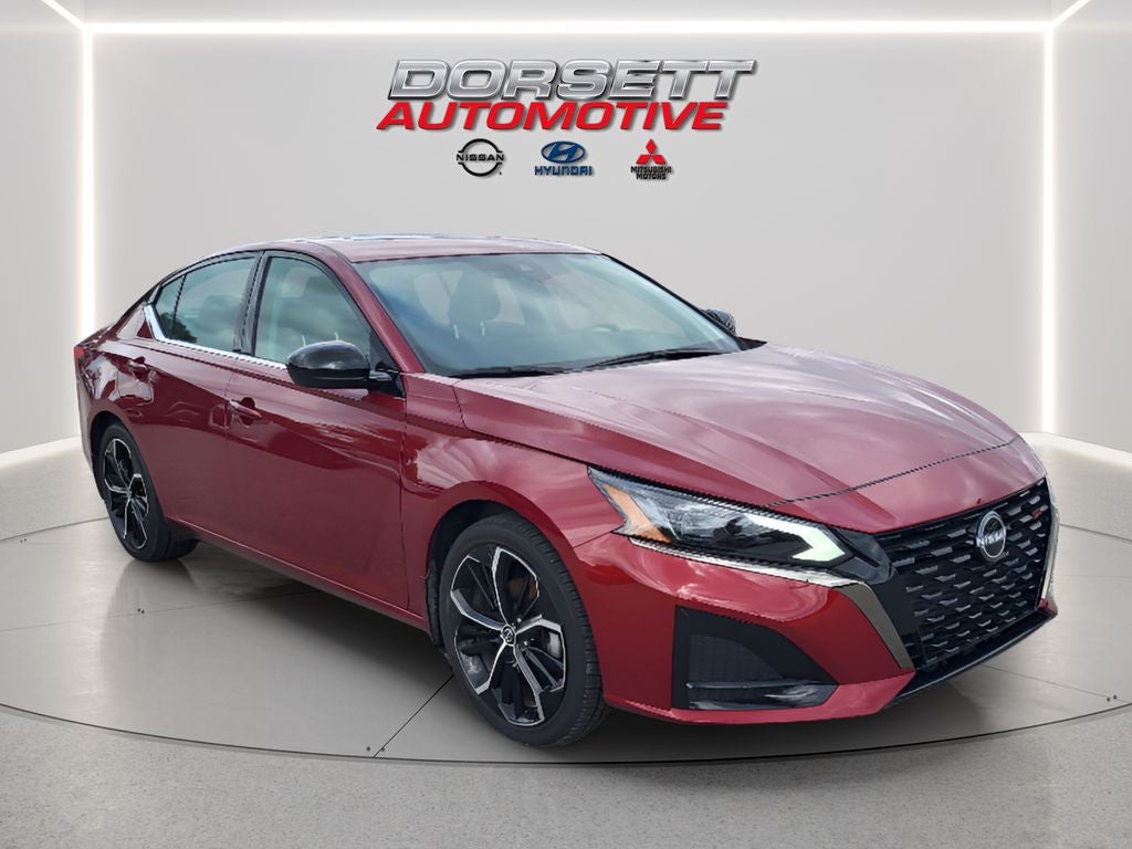 2025 Nissan Altima SR