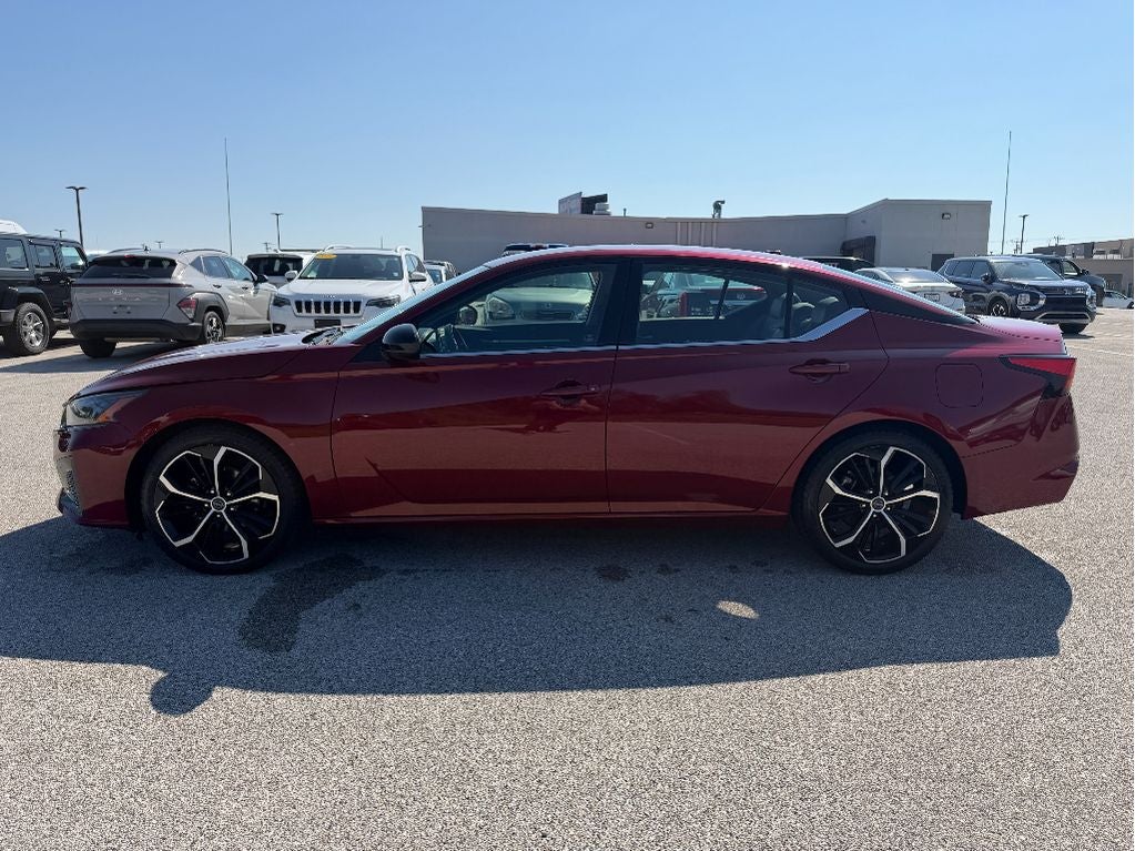 2024 Nissan Altima 2.5 SR