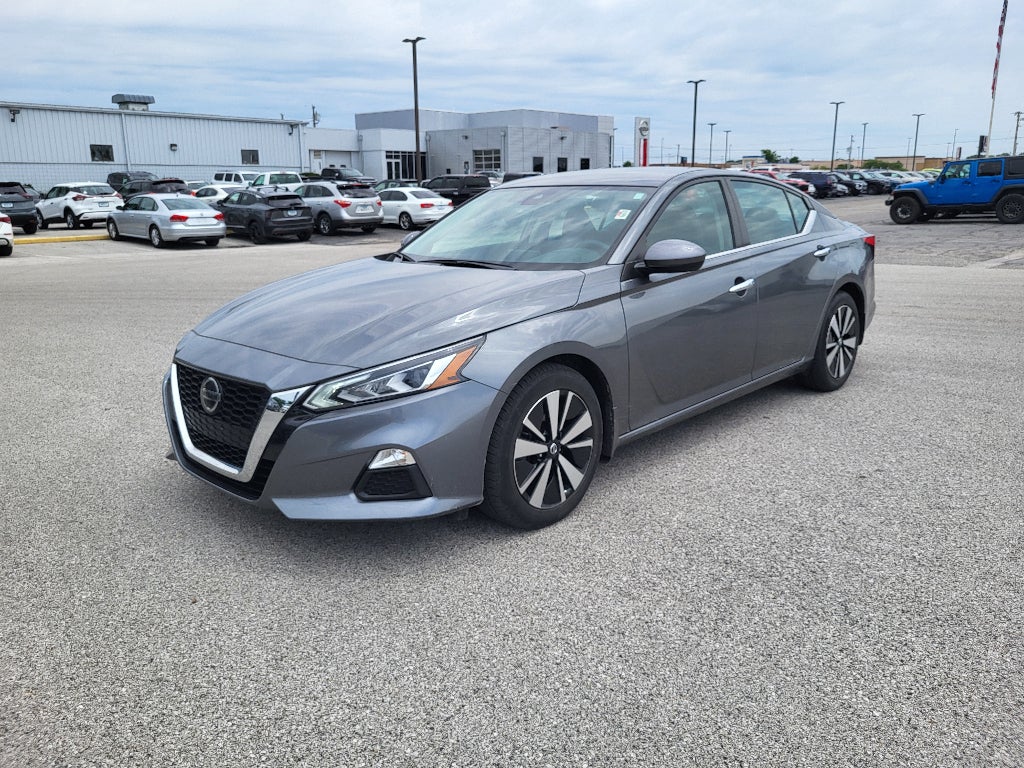 2022 Nissan Altima 2.5 SV
