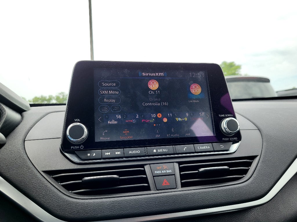 2022 Nissan Altima 2.5 SV