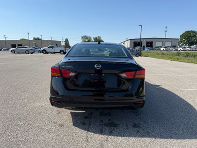 2025 Nissan Altima SV
