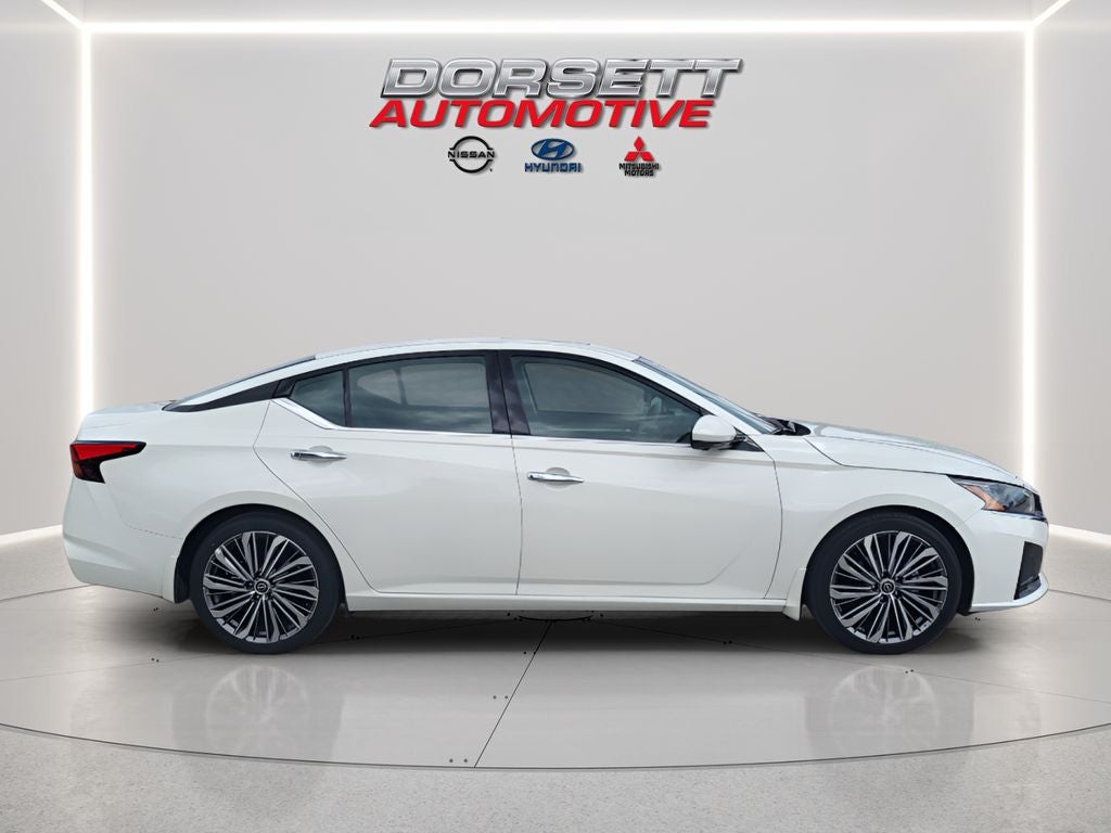 2025 Nissan Altima SL