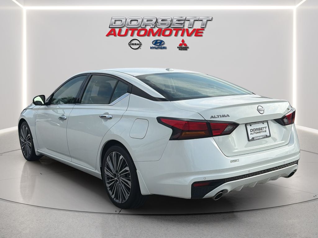 2025 Nissan Altima SL