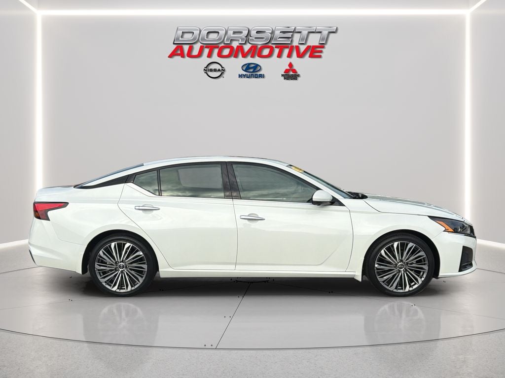 2025 Nissan Altima SL