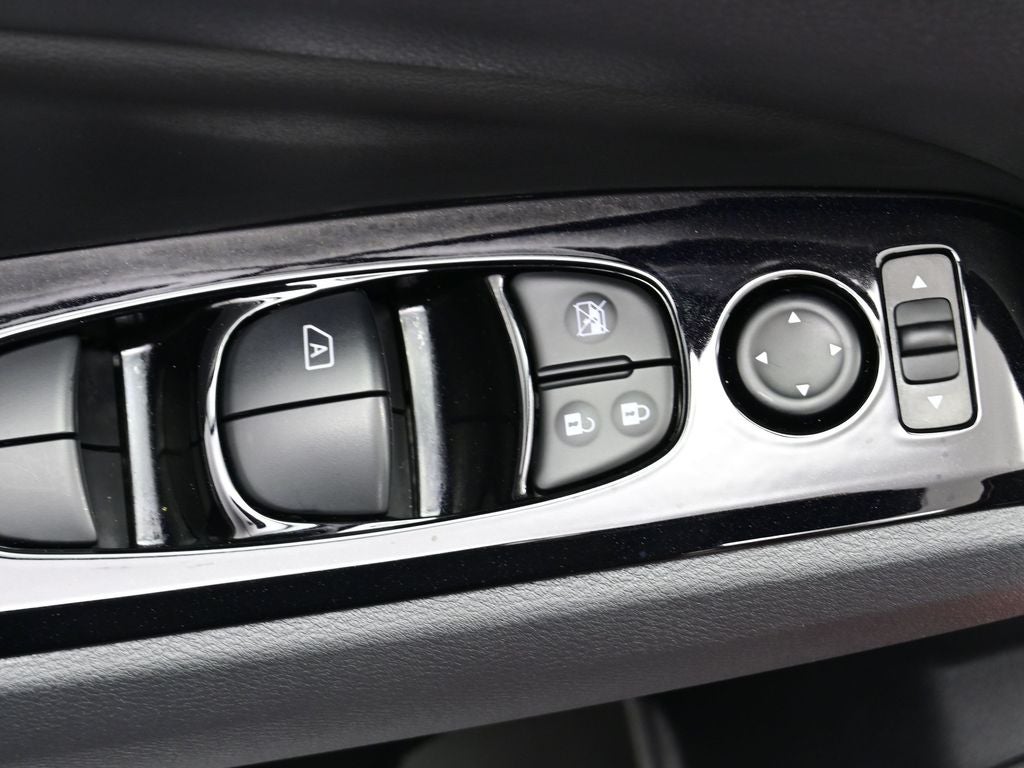 2025 Nissan Altima SL