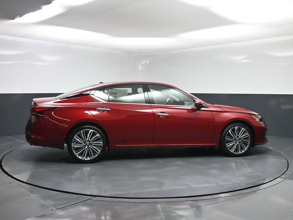 2025 Nissan Altima SL