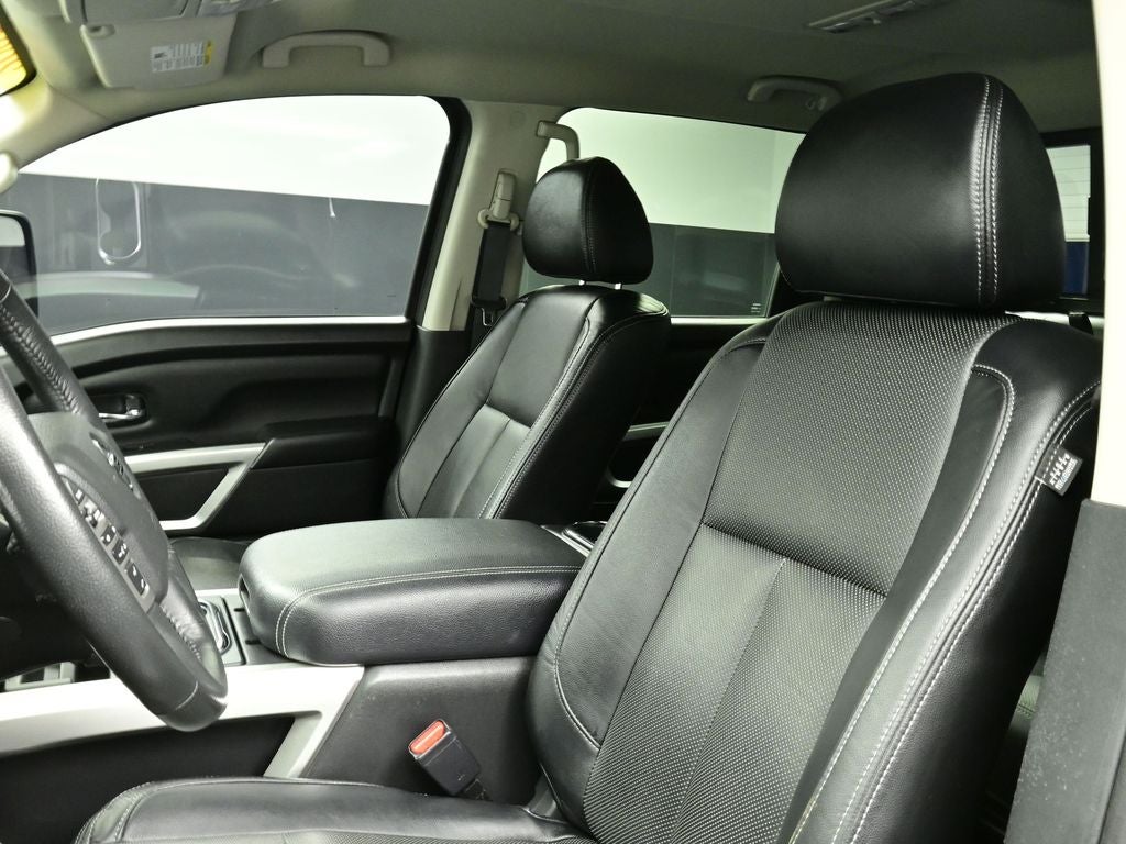 2021 Nissan Titan SV