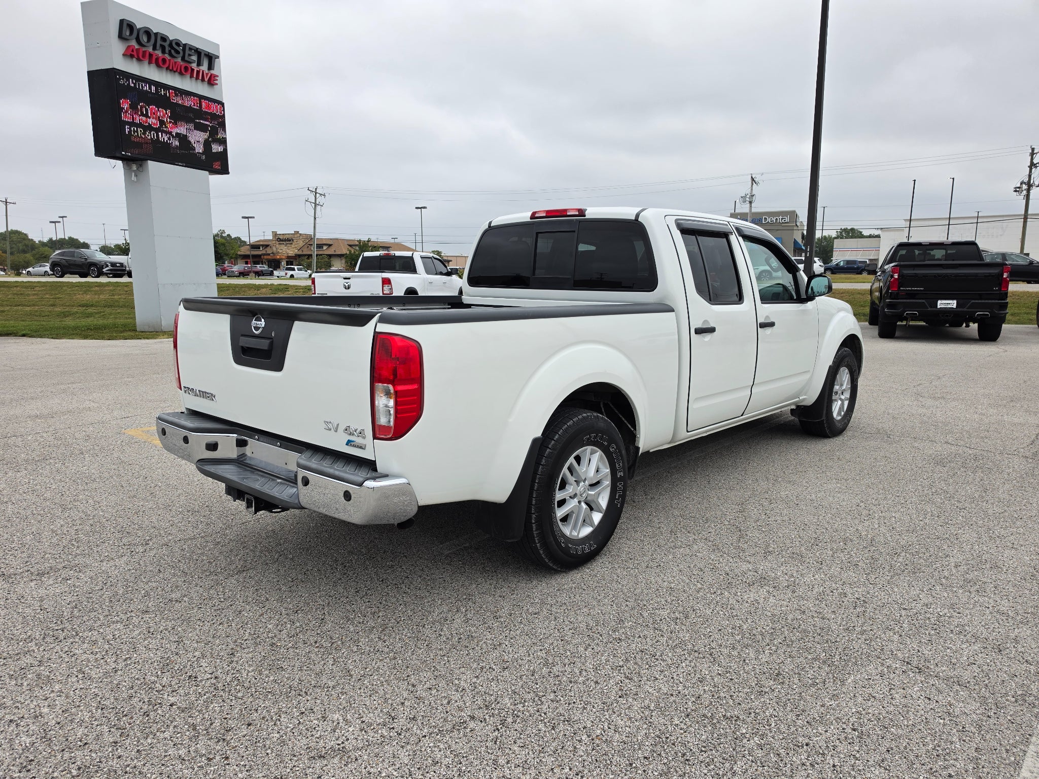 2017 Nissan Frontier SV V6